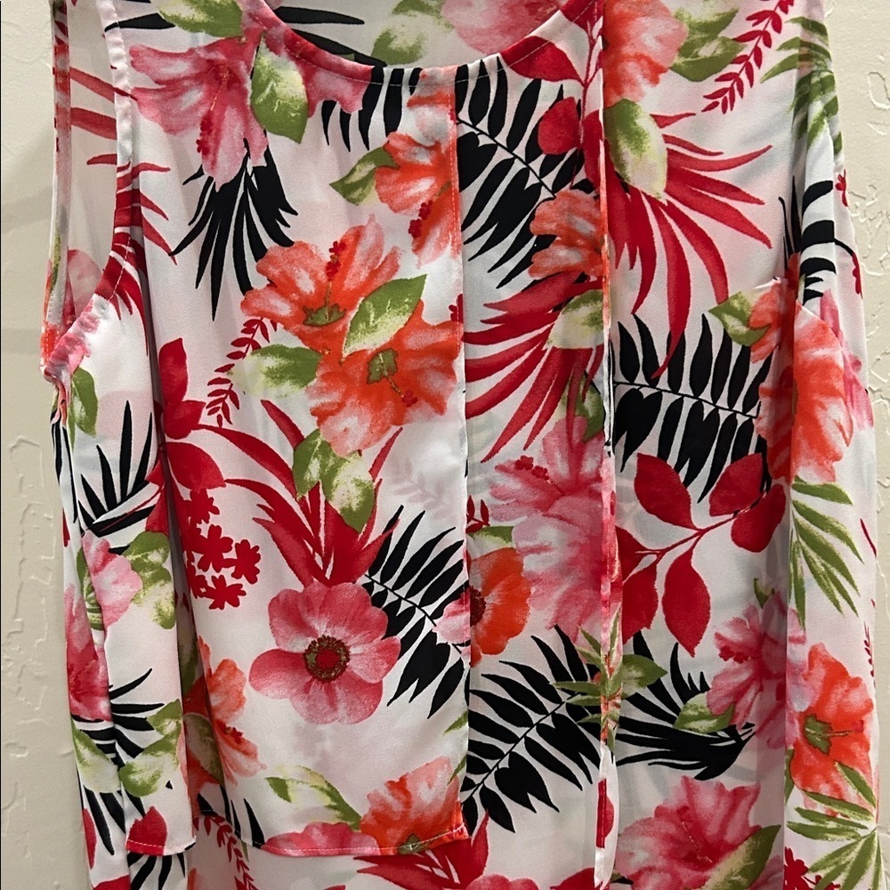 New Directions Floral Tank Top - Red and Green - Picture 3 of 5